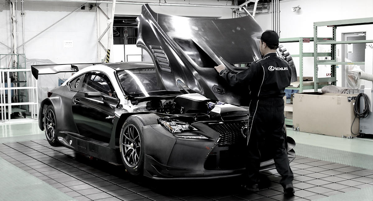 After the final checks are done, the hood is attached to the finished RC F GT3